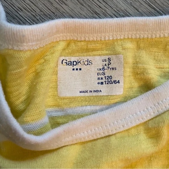 GAP Boys Muscle Shirt - Picture 2 of 2